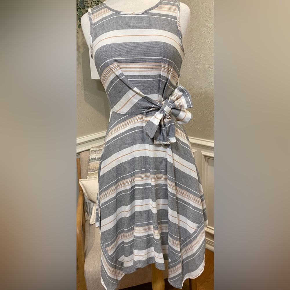 VIVI BY VIOLET WEEKEND WOMEN'S WHITE & BLACK TAN MULTICOLOR STRIPE NEUTRAL DRESS